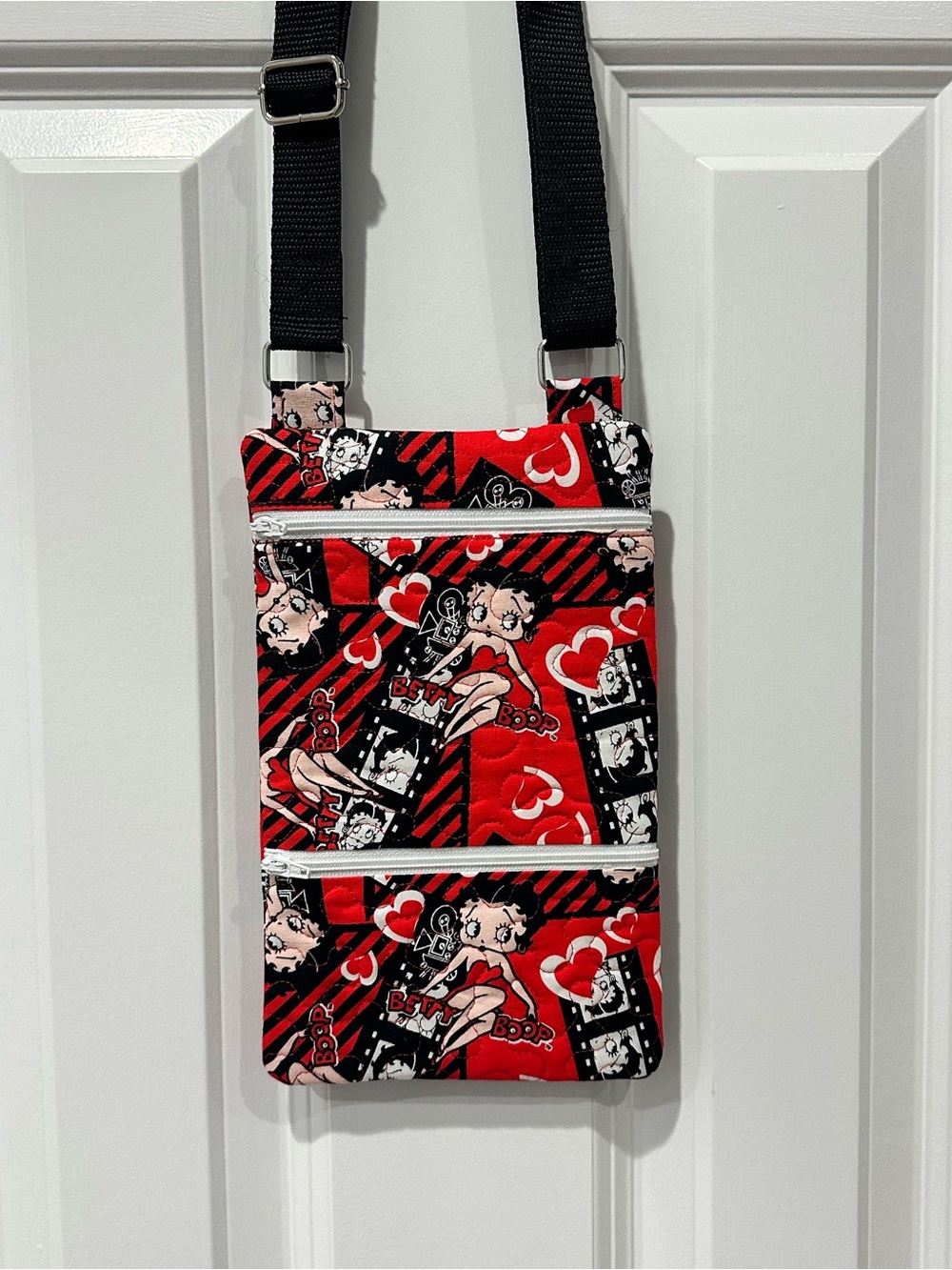 Betty Boop Red Crossbody Organizer Bag, NWOT